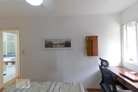 Quarto de apartamento para alugar com 1 quarto, 42m² em Cambuí, Campinas