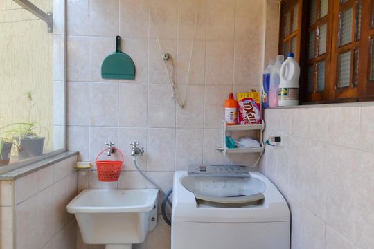 Área de Serviço de casa de condomínio à venda com 2 quartos, 102m² em Jardim Cocaia, Guarulhos