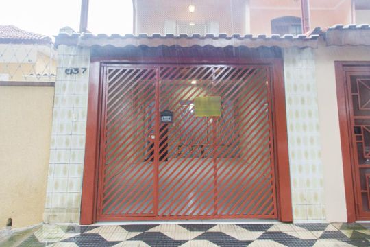 Fachada de casa para alugar com 2 quartos, 116m² em Vila Cordeiro, São Paulo