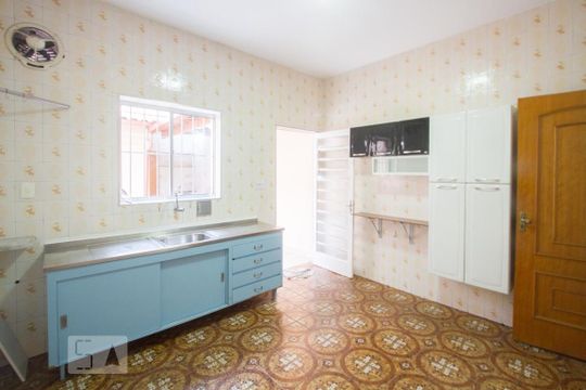 Cozinha de casa para alugar com 2 quartos, 116m² em Vila Cordeiro, São Paulo