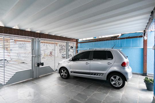 Garagem de casa à venda com 1 quarto, 60m² em Vila Pita, São Paulo