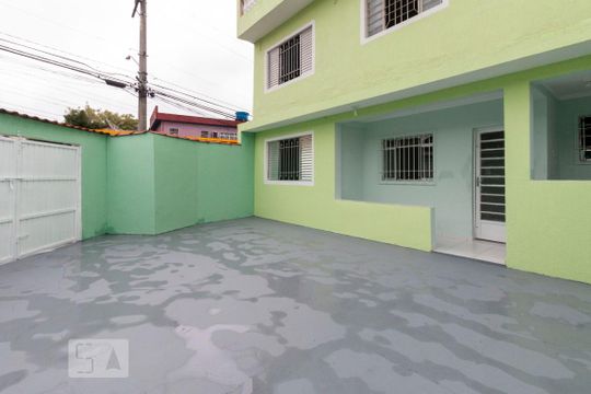 Área Externa de casa para alugar com 1 quarto, 60m² em Limoeiro, São Paulo