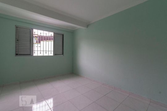 Casa para alugar com 1 quarto, 60m² em Limoeiro, São Paulo