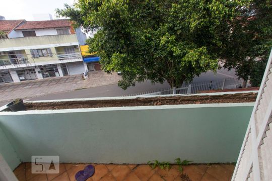 Suíte - sacada de casa à venda com 3 quartos, 238m² em Jardim Itu, Porto Alegre