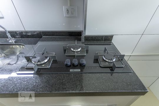 Cozinha de apartamento à venda com 2 quartos, 44m² em Água Branca, São Paulo