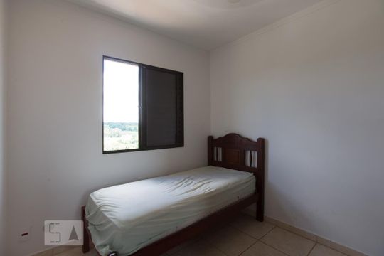 Quarto 2 de apartamento para alugar com 2 quartos, 42m² em Distrito de Bonfim Paulista, Ribeirão Preto