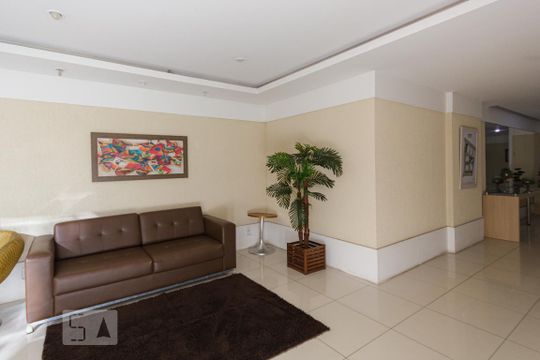 Hall de apartamento à venda com 2 quartos, 60m² em Pechincha, Rio de Janeiro