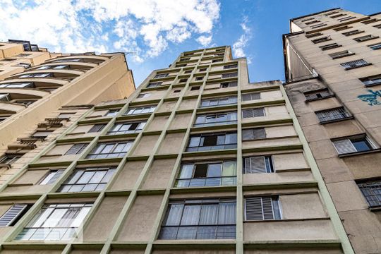 Fachada de apartamento à venda com 2 quartos, 110m² em Bela Vista, São Paulo