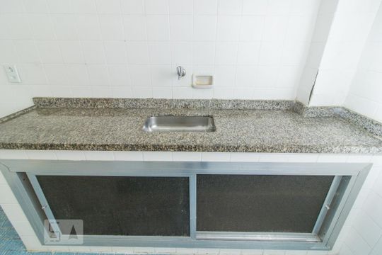 Detalhe da Cozinha de apartamento para alugar com 2 quartos, 68m² em Jardim Guanabara, Rio de Janeiro