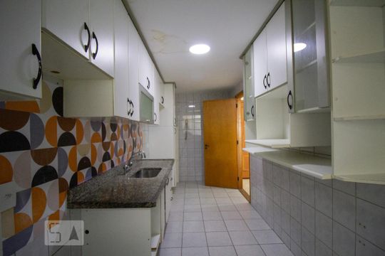 Cozinha de apartamento à venda com 2 quartos, 72m² em Recreio dos Bandeirantes, Rio de Janeiro