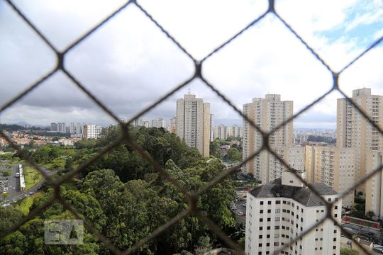 Vista da Varanda de apartamento para alugar com 2 quartos, 57m² em Parque Taboao, Taboão da Serra