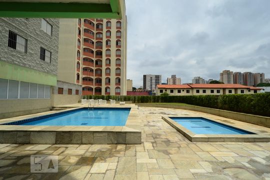 Área comum - Piscina de apartamento para alugar com 2 quartos, 58m² em Vila Guarani (zona Sul), São Paulo