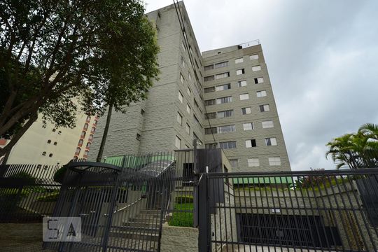 Fachada do Condomínio de apartamento para alugar com 2 quartos, 58m² em Vila Guarani (zona Sul), São Paulo