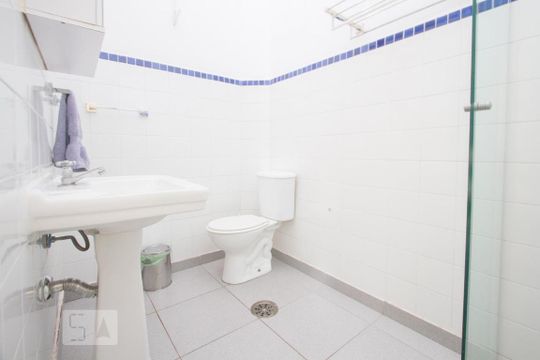 Banheiro de casa à venda com 2 quartos, 90m² em Brooklin, São Paulo