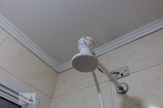 Chuveiro de kitnet/studio à venda com 2 quartos, 53m² em Parque Gerassi, Santo André