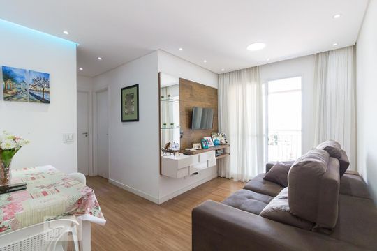 Apartamento para alugar com 2 quartos, 56m² em Vila Galvão, Guarulhos