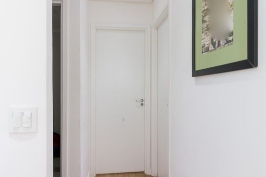 Corredor de apartamento para alugar com 2 quartos, 56m² em Vila Galvão, Guarulhos