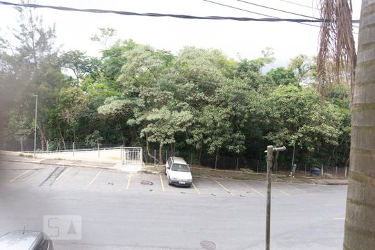 Quarto 2 - vista da janela de apartamento para alugar com 3 quartos, 65m² em Caiapia, Cotia