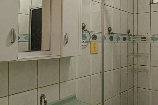 Banheiro de apartamento à venda com 1 quarto, 42m² em Bela Vista, São Paulo