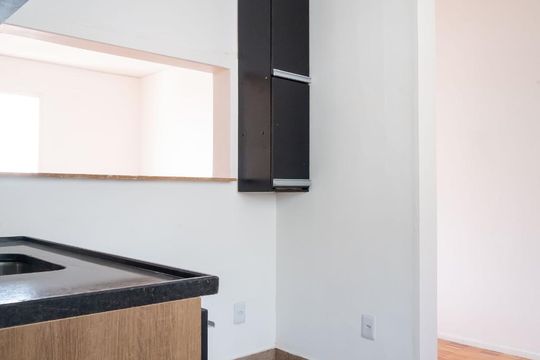 Cozinha de apartamento à venda com 2 quartos, 62m² em Cristal, Porto Alegre