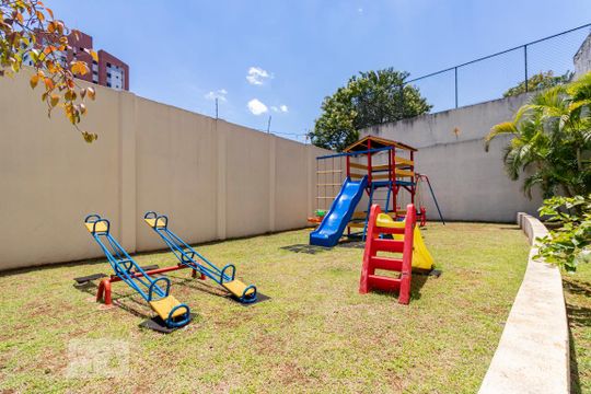 Área comum - Playground de apartamento para alugar com 3 quartos, 75m² em Vila Gumercindo, São Paulo