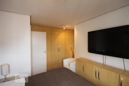 Suíte de apartamento para alugar com 2 quartos, 82m² em Vila Mariana, São Paulo