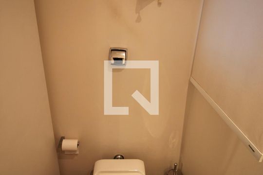Lavabo de casa à venda com 4 quartos, 400m² em Jardim Marajoara, São Paulo
