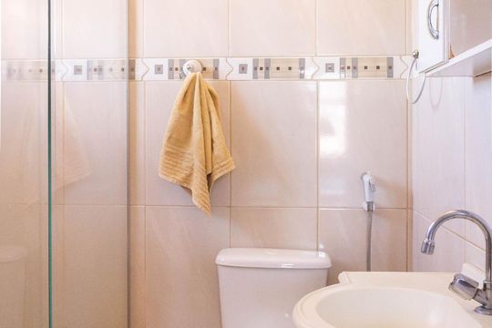 Banheiro Suíte  de casa à venda com 3 quartos, 146m² em Jardim Cidália, São Paulo