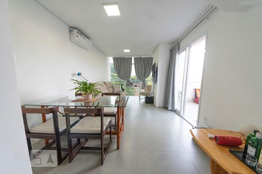 Apartamento à venda com 2 quartos, 105m² em Santa Teresa, São Leopoldo