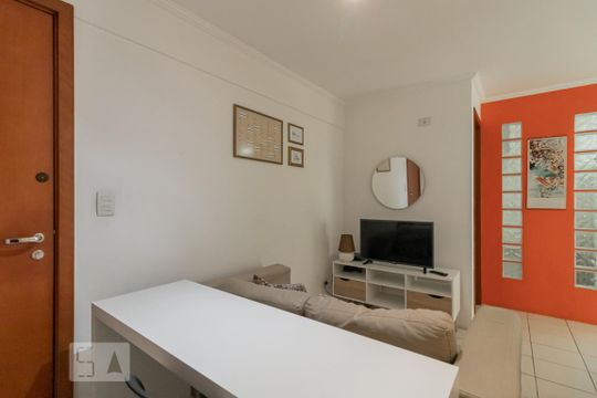 Sala de apartamento para alugar com 1 quarto, 37m² em Jabaquara, São Paulo