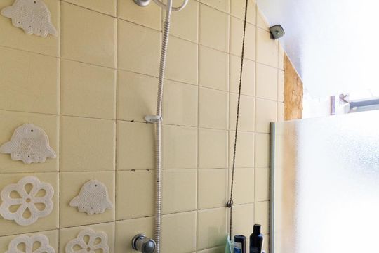 Banheiro de casa de condomínio à venda com 3 quartos, 254m² em Pinheiros, São Paulo