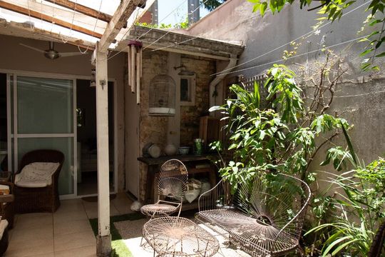 Quintal de casa de condomínio à venda com 3 quartos, 254m² em Pinheiros, São Paulo