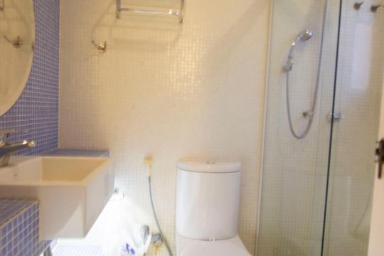 Banheiro da Suíte 2 de casa à venda com 8 quartos, 1140m² em Vivenda, Jundiaí
