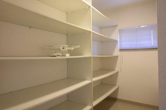 Closet da suíte 3 de casa à venda com 8 quartos, 1140m² em Vivenda, Jundiaí