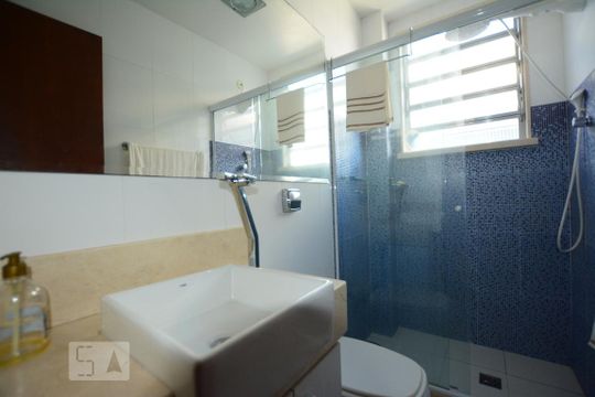 Banheiro Social de apartamento à venda com 2 quartos, 60m² em Irajá, Rio de Janeiro