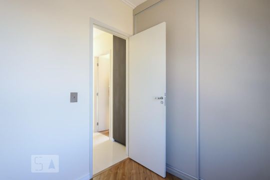 Quarto 2 de apartamento para alugar com 2 quartos, 70m² em Carandiru, São Paulo