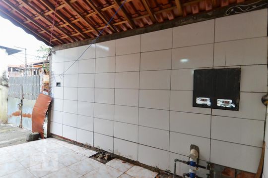 Área de Serviço de casa para alugar com 3 quartos, 90m² em Jardim Tranqüilidade, Guarulhos