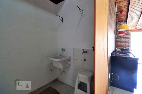 Área de Serviço de apartamento à venda com 3 quartos, 140m² em Vila Pires, Santo André
