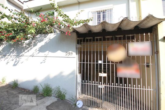 Fachada de casa para alugar com 3 quartos, 110m² em Vila Gumercindo, São Paulo