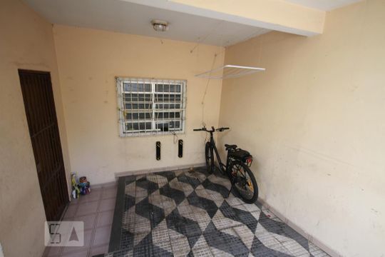 Garagem de casa para alugar com 3 quartos, 110m² em Vila Gumercindo, São Paulo