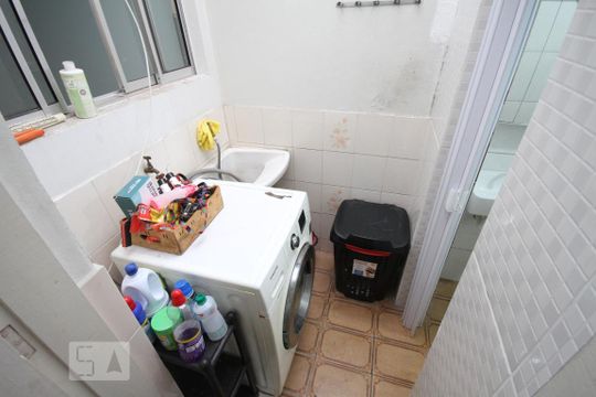 Área de Serviço de casa para alugar com 3 quartos, 110m² em Vila Gumercindo, São Paulo