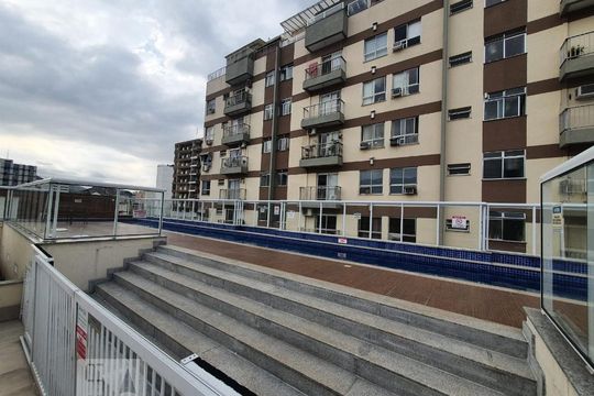 Piscina de apartamento para alugar com 3 quartos, 82m² em Vila Isabel, Rio de Janeiro