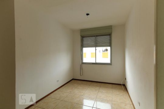 Sala de apartamento à venda com 2 quartos, 52m² em Vila Nova, Porto Alegre
