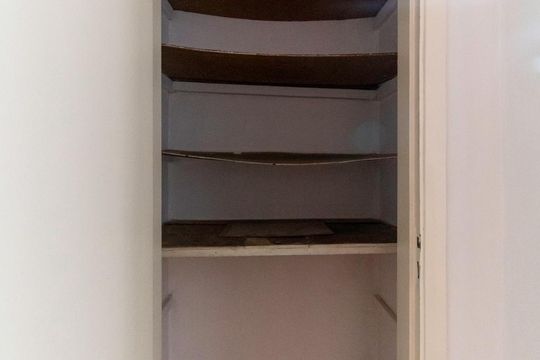 Armário do Corredor de apartamento à venda com 2 quartos, 80m² em Vila Mariana, São Paulo
