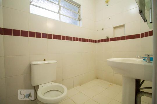 Banheiro  de apartamento à venda com 2 quartos, 88m² em Centro Histórico de São Paulo, São Paulo