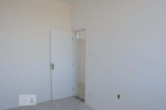 Quarto de apartamento para alugar com 1 quarto, 45m² em Pituaçu, Salvador