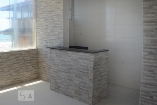 Cozinha de apartamento para alugar com 1 quarto, 45m² em Pituaçu, Salvador