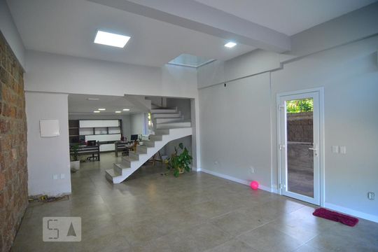 Casa 1 - Garagem de casa para alugar com 6 quartos, 630m² em Igara, Canoas