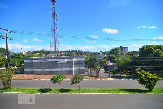 Casa 1 - Vista de casa para alugar com 6 quartos, 630m² em Igara, Canoas