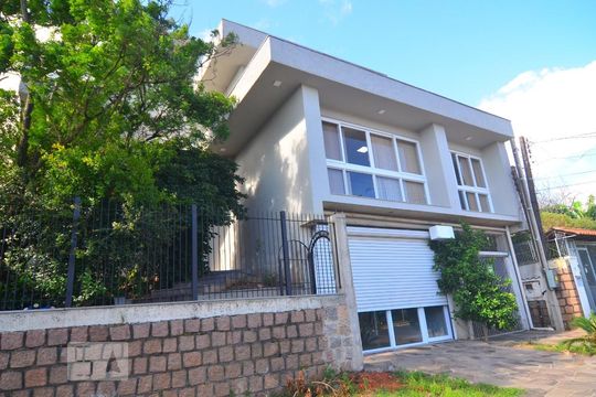 Fachada de casa para alugar com 6 quartos, 630m² em Igara, Canoas